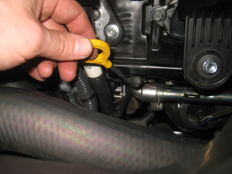 2013-2016-Nissan-Pathfinder-V6-Engine-Oil-Change-Filter-Replacement-Guide-005