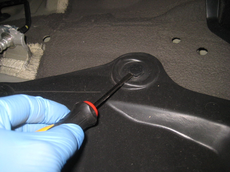 2013-2016-Nissan-Pathfinder-V6-Engine-Oil-Change-Filter-Replacement-Guide-017