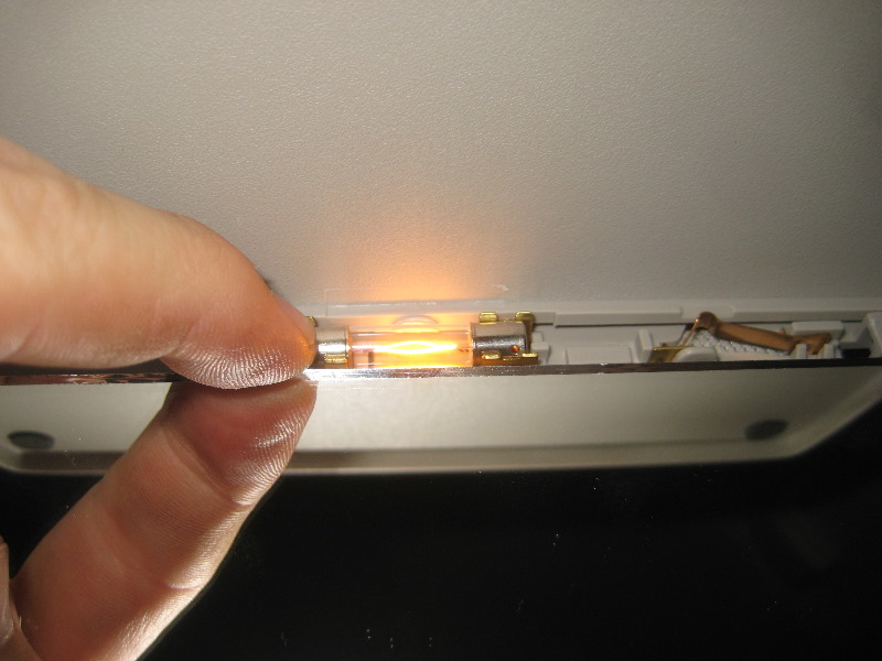 2013-2016-Nissan-Pathfinder-Vanity-Mirror-Light-Bulb-Replacement-Guide-010