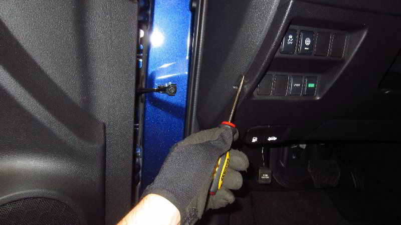 Nissan-Qashqai-Rogue-Sport-Electrical-Fuse-Replacement-Guide-031