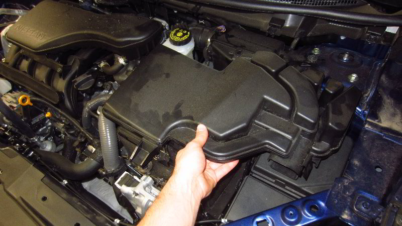 Nissan-Qashqai-Rogue-Sport-Engine-Air-Filter-Replacement-Guide-026