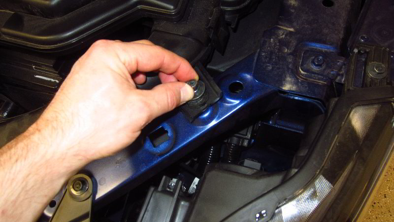 Nissan-Qashqai-Rogue-Sport-Engine-Air-Filter-Replacement-Guide-030