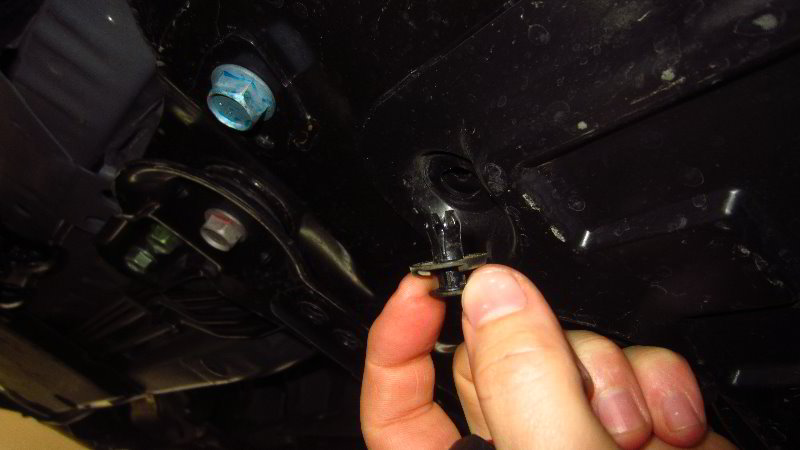 Nissan-Qashqai-Rogue-Sport-Engine-Oil-Change-Guide-008