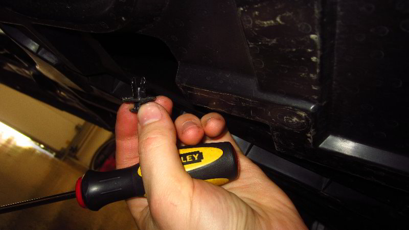 Nissan-Qashqai-Rogue-Sport-Engine-Oil-Change-Guide-009