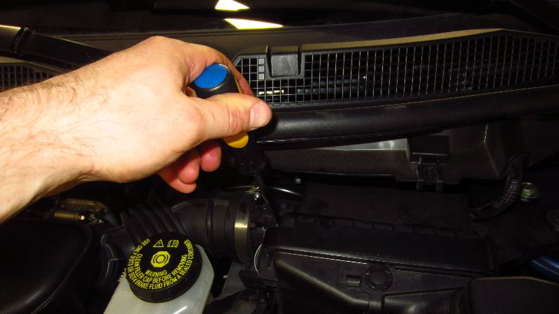Nissan-Qashqai-Rogue-Sport-Mass-Air-Flow-Sensor-Replacement-Guide-020