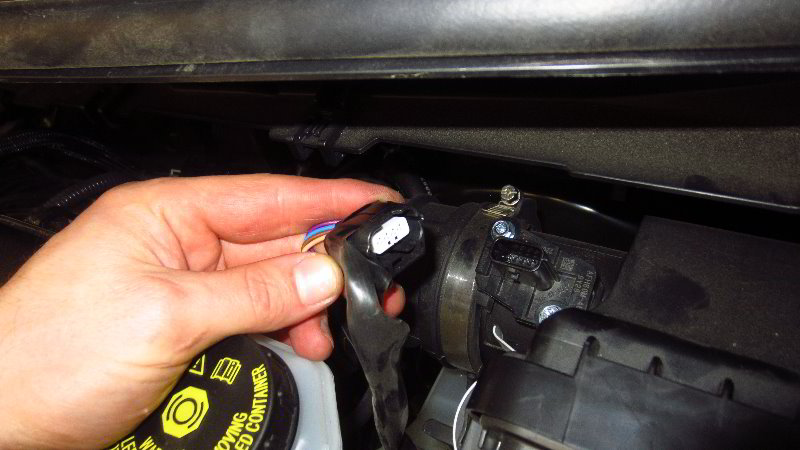 Nissan-Qashqai-Rogue-Sport-Mass-Air-Flow-Sensor-Replacement-Guide-021