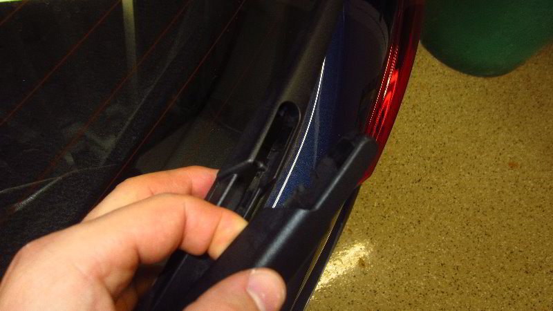 Nissan-Qashqai-Rogue-Sport-Rear-Wiper-Blade-Replacement-Guide-009