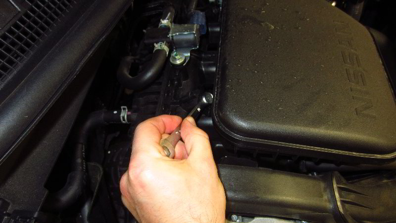 Nissan-Qashqai-Rogue-Sport-Spark-Plugs-Replacement-Guide-005