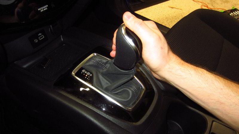 Nissan-Qashqai-Rogue-Sport-Transmission-Shift-Lock-Release-Guide-011