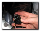 Nissan-Versa-Headlight-Bulbs-Replacement-Guide-004