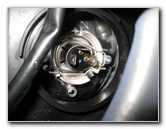 Nissan-Versa-Headlight-Bulbs-Replacement-Guide-007