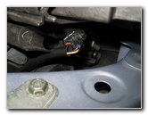 Nissan-Versa-Headlight-Bulbs-Replacement-Guide-029