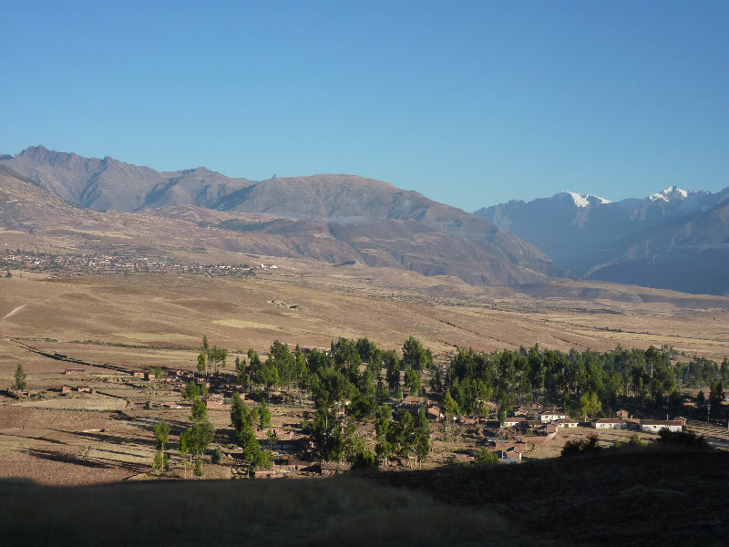 Ollantaytambo-Town-Sacred-Valley-Peru-016