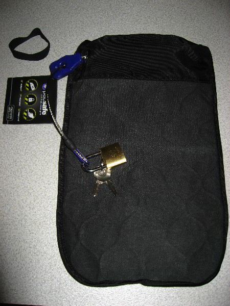 Pacsafe-TravelSafe-100-Review-007