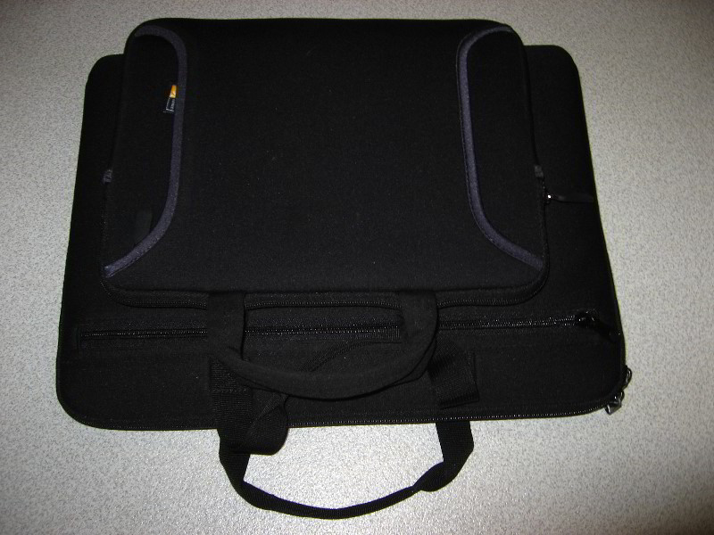 Pacsafe-TravelSafe-12L-Anti-Theft-Bag-Review-014