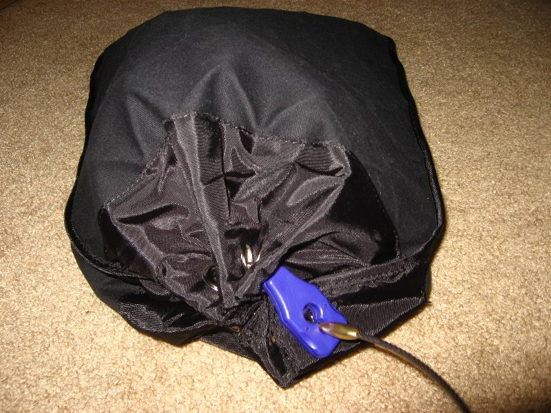 Pacsafe-TravelSafe-12L-Anti-Theft-Bag-Review-031