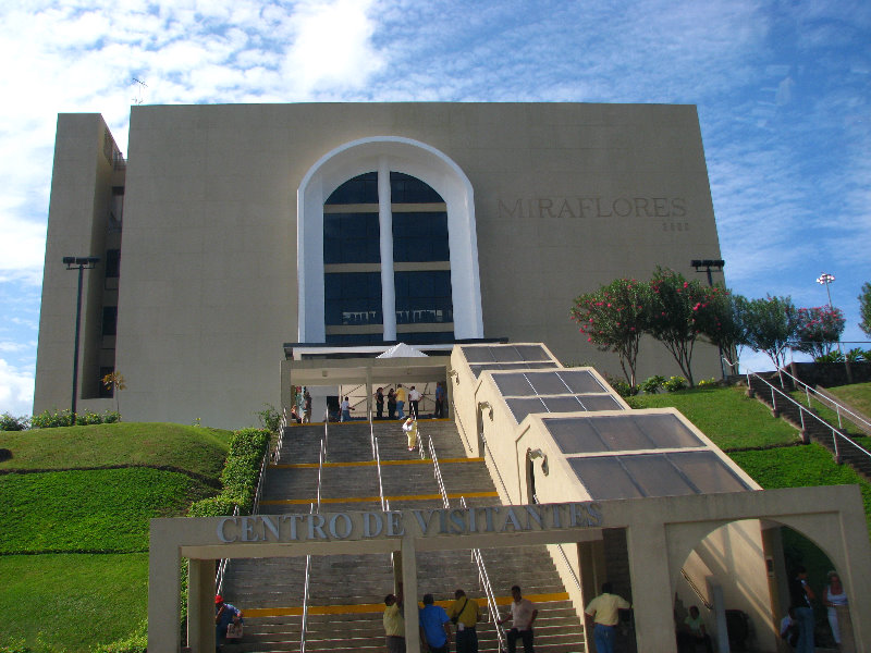 Panama-Canal-Museum-Miraflores-Locks-Visitor-Center-001