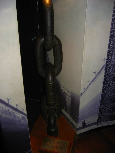 Panama-Canal-Museum-Miraflores-Locks-Visitor-Center-011
