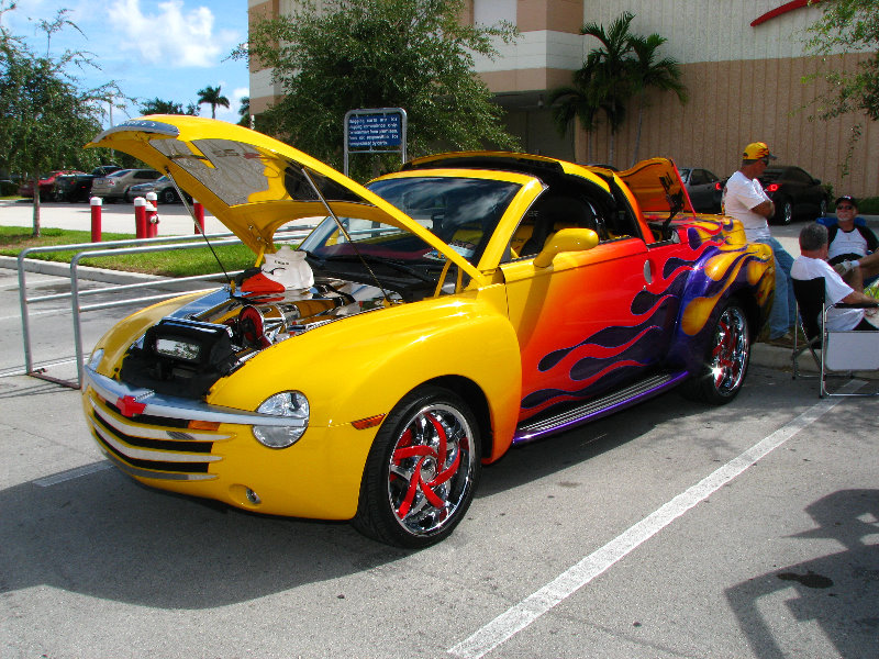 Pompano-Citi-Centre-Exotic-Car-Show-FL-043