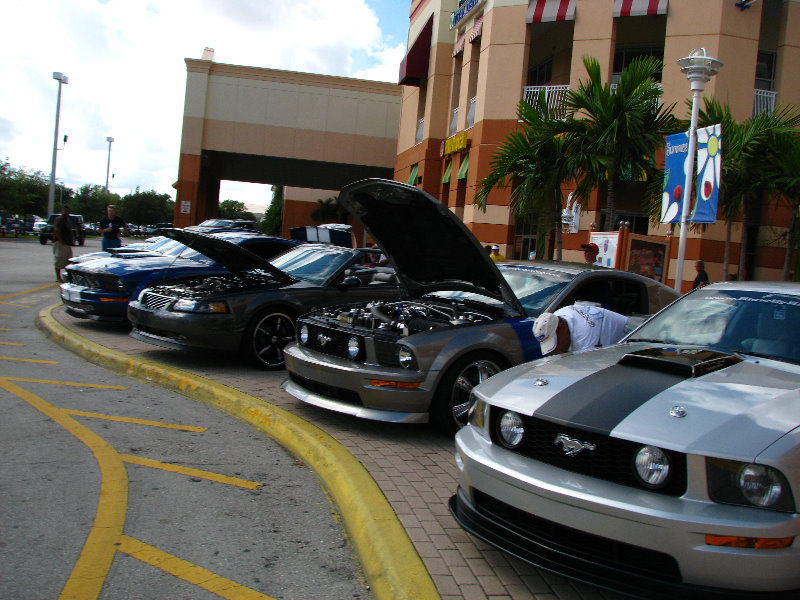 Pompano-Citi-Centre-Exotic-Car-Show-FL-060