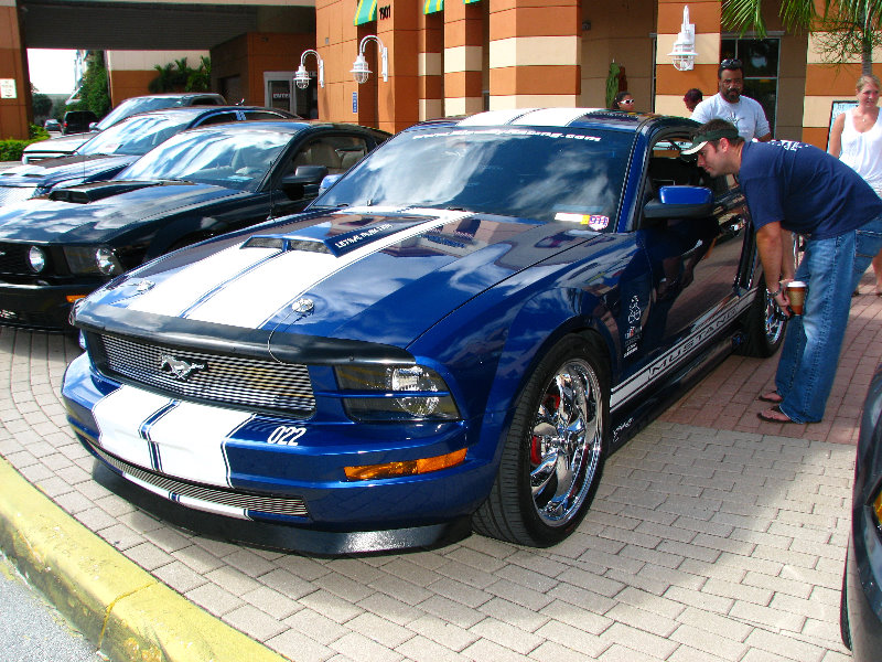 Pompano-Citi-Centre-Exotic-Car-Show-FL-063