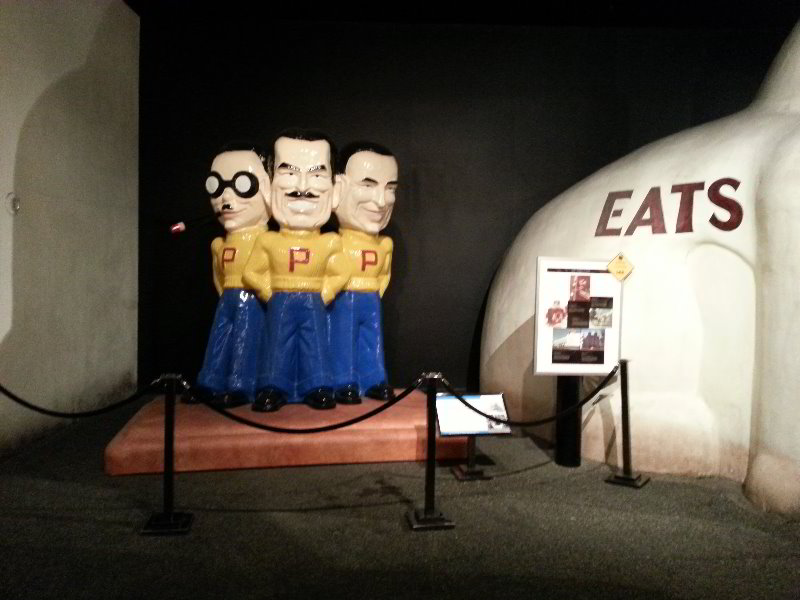 Petersen-Automotive-Museum-Los-Angeles-CA-012