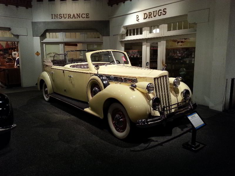 Petersen-Automotive-Museum-Los-Angeles-CA-013