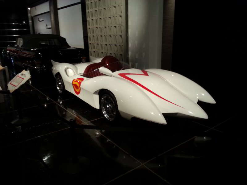 Petersen-Automotive-Museum-Los-Angeles-CA-028