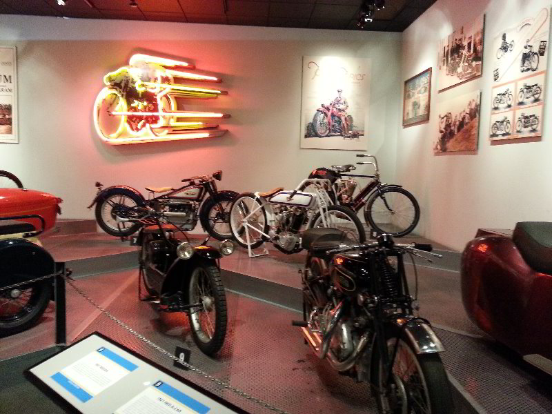 Petersen-Automotive-Museum-Los-Angeles-CA-041