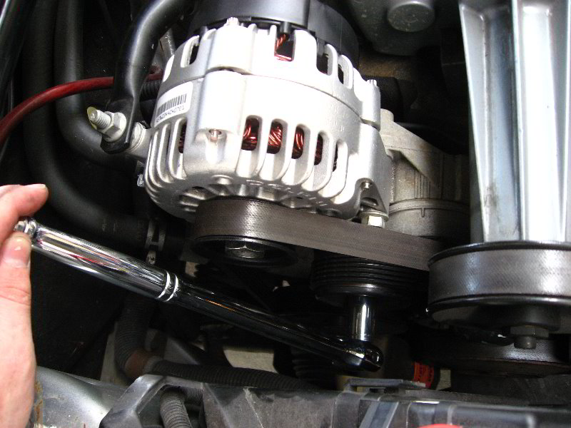 GM-Pontiac-Grand-Prix-Alternator-Replacement-046