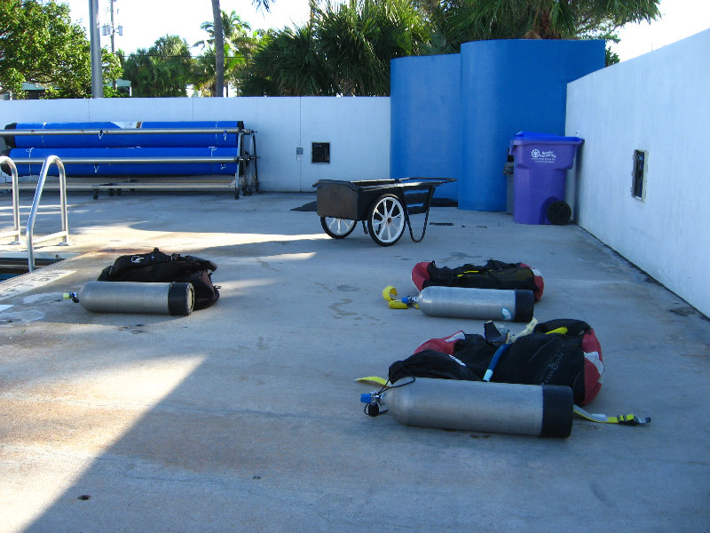 Pro-Dive-USA-PADI-Scuba-Class-Ft-Lauderdale-FL-024