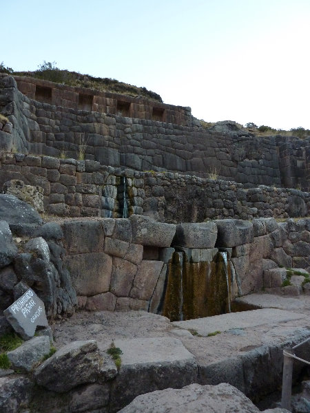 Puca-Pucara-Red-Fort-Incan-Ruins-Cusco-Peru-017