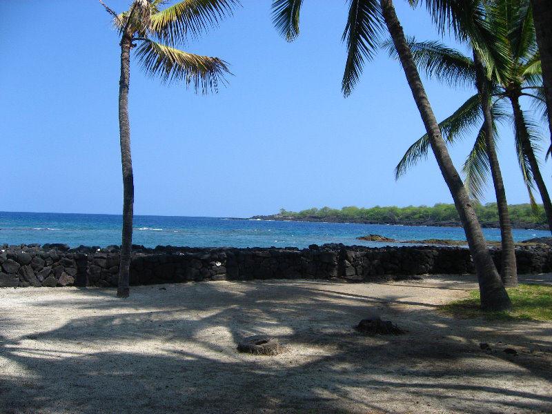 Puuhonua-o-Honaunau-Place-of-Refuge-National-Historic-Park-Big-Island-Hawaii-011