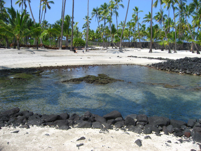 Puuhonua-o-Honaunau-Place-of-Refuge-National-Historic-Park-Big-Island-Hawaii-020