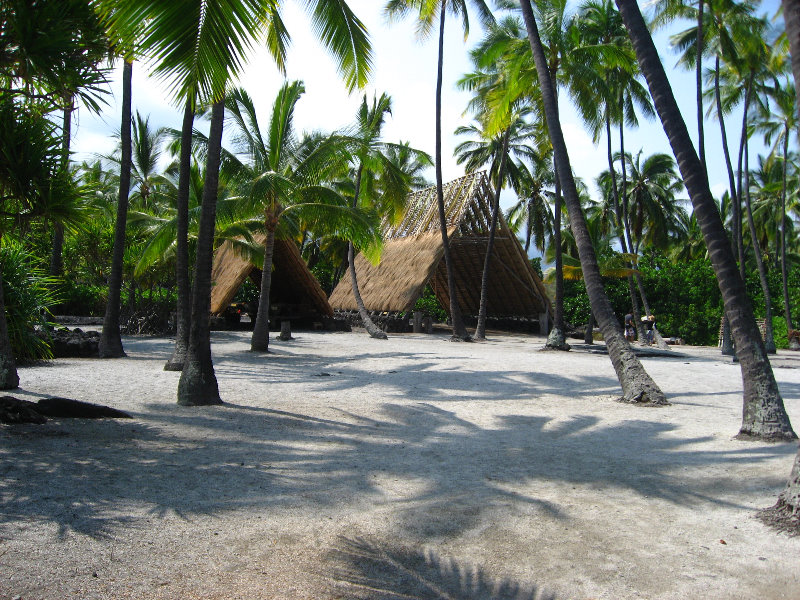Puuhonua-o-Honaunau-Place-of-Refuge-National-Historic-Park-Big-Island-Hawaii-023
