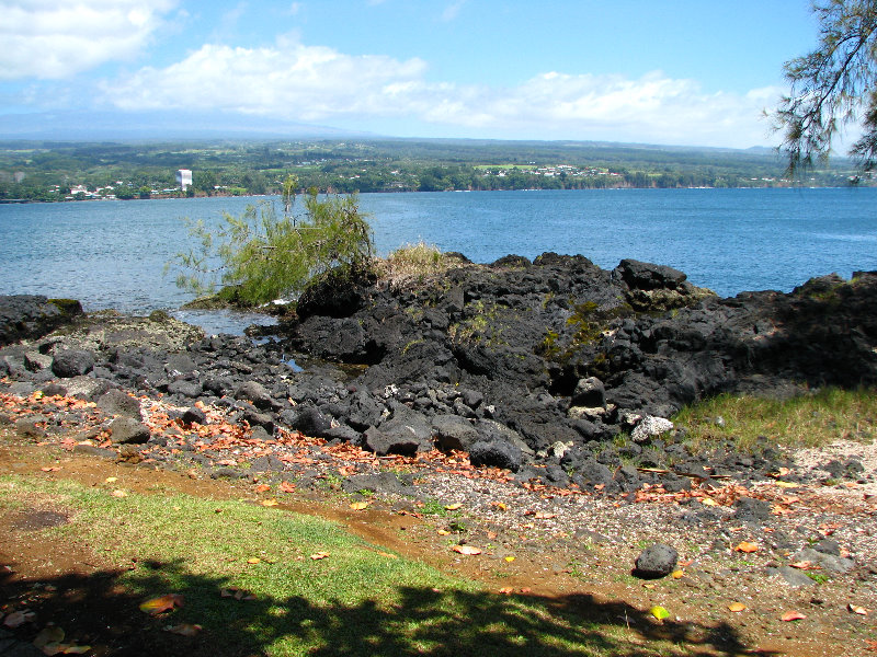 Queen-Liliuokalani-Park-and-Japanese-Gardens-Hilo-Big-Island-003