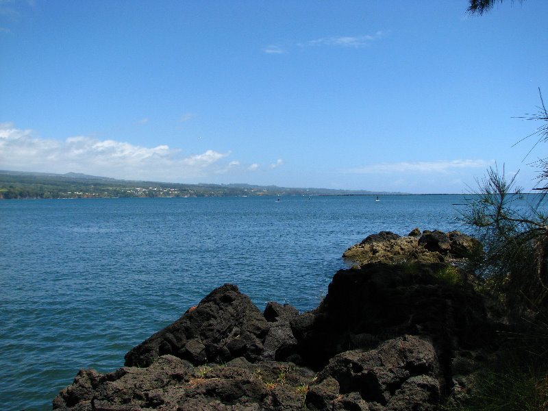 Queen-Liliuokalani-Park-and-Japanese-Gardens-Hilo-Big-Island-004