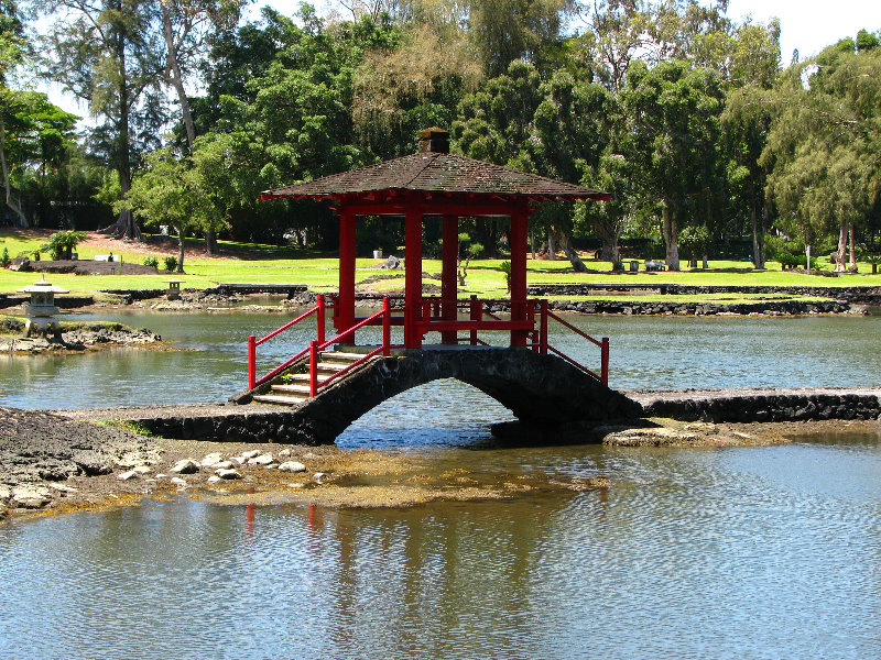 Queen-Liliuokalani-Park-and-Japanese-Gardens-Hilo-Big-Island-024