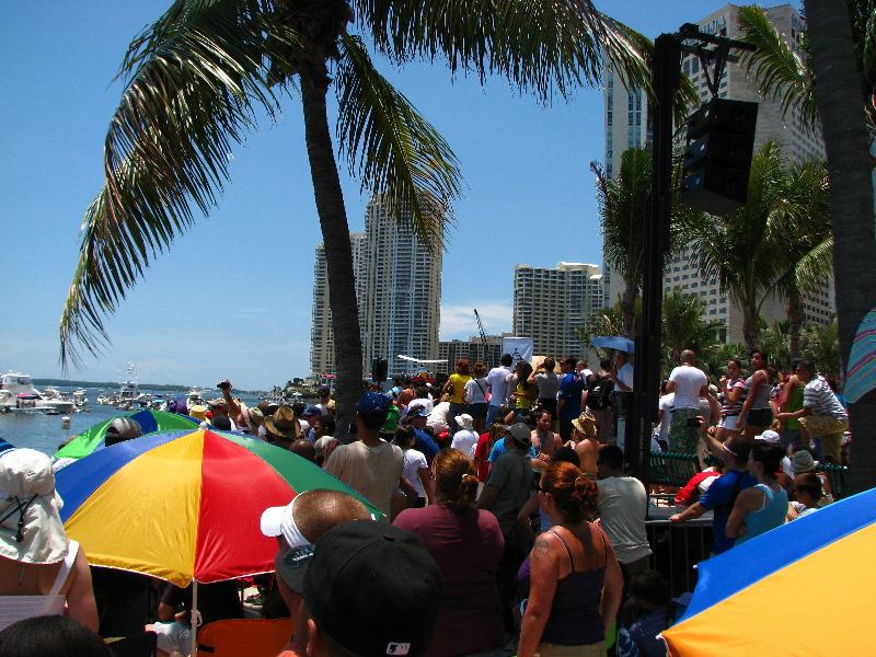 Red-Bull-Flugtag-2010-Bayfront-Park-Miami-FL-002