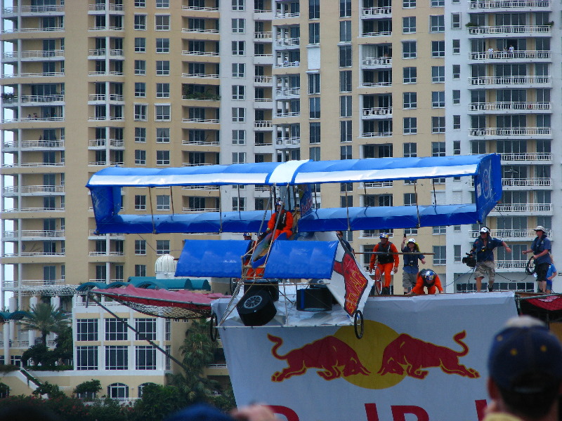Red-Bull-Flugtag-2010-Bayfront-Park-Miami-FL-029