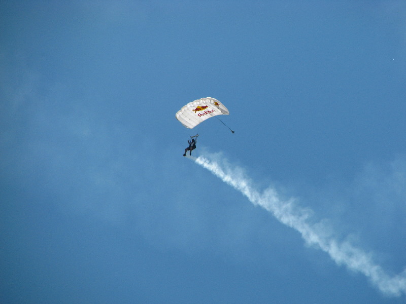 Red-Bull-Flugtag-2010-Bayfront-Park-Miami-FL-040