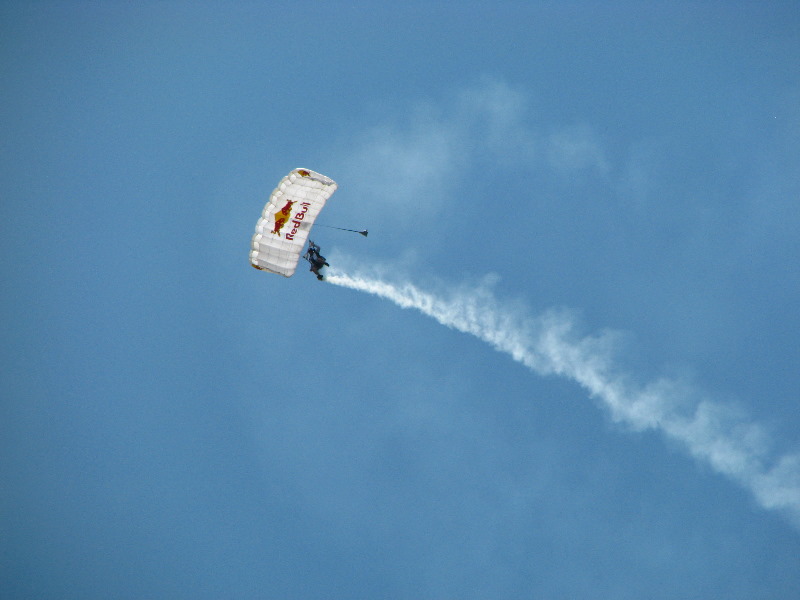 Red-Bull-Flugtag-2010-Bayfront-Park-Miami-FL-041