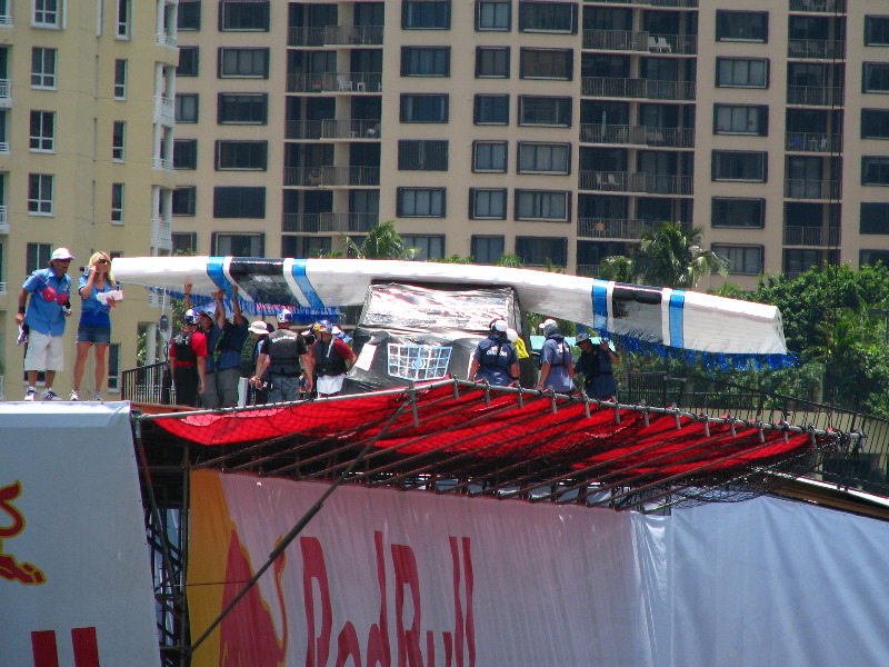 Red-Bull-Flugtag-2010-Bayfront-Park-Miami-FL-058