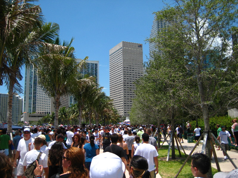 Red-Bull-Flugtag-2010-Bayfront-Park-Miami-FL-069