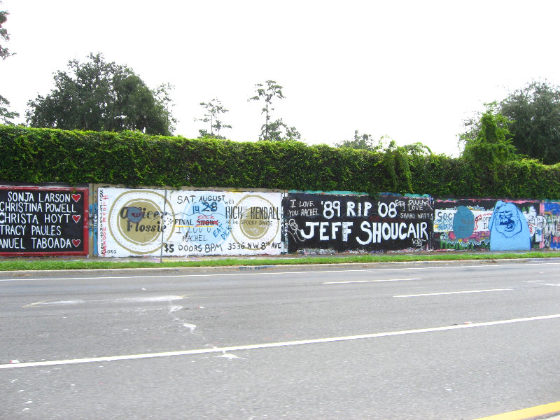 SW-34th-Street-Graffiti-Wall-Gainesville-FL-015
