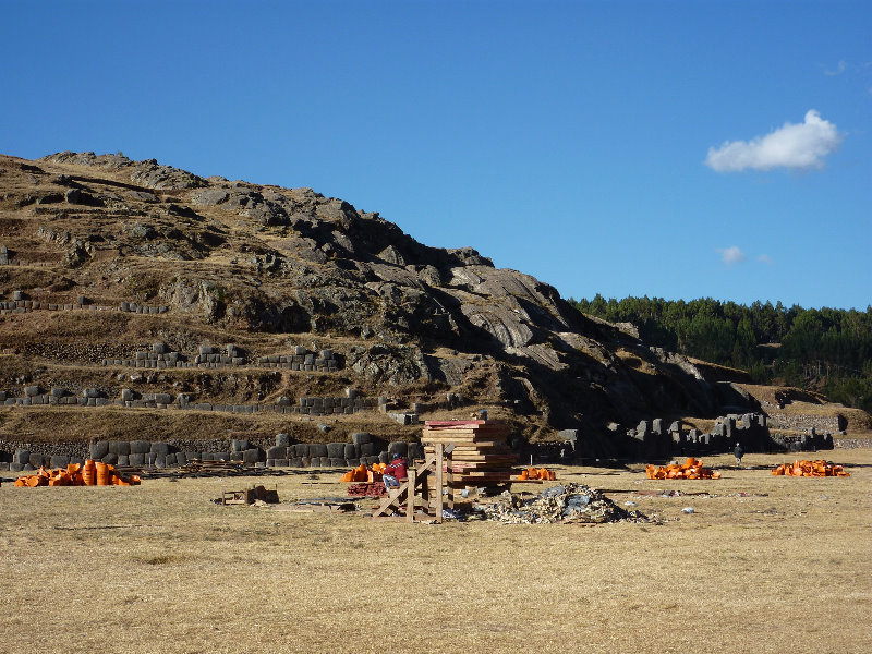 Sacsayhuaman-Inca-Fortress-Ruins-Cusco-Peru-002