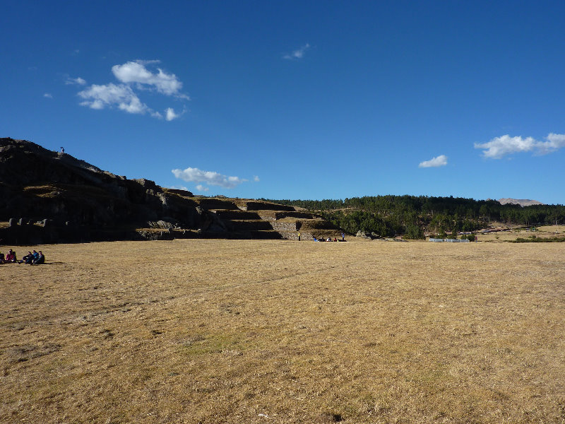 Sacsayhuaman-Inca-Fortress-Ruins-Cusco-Peru-009