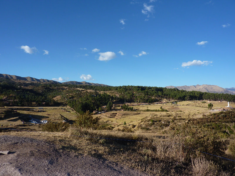 Sacsayhuaman-Inca-Fortress-Ruins-Cusco-Peru-018