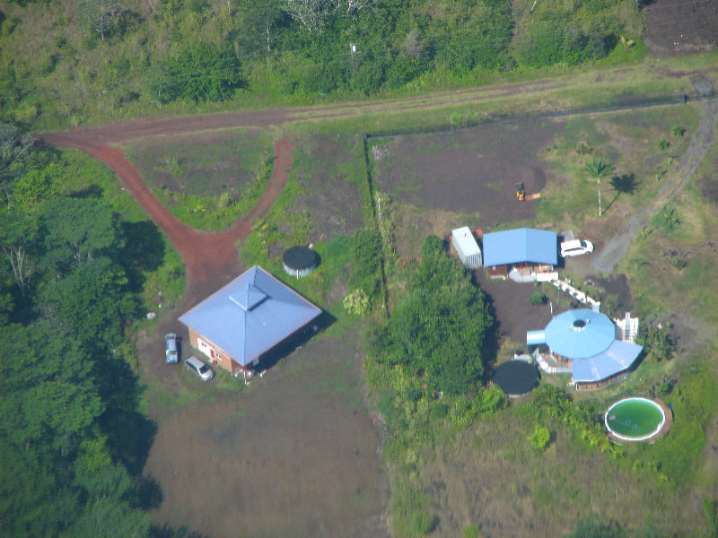 Safari-Helicopter-Tours-Volcanic-Lava-Waterfalls-Hilo-Big-Island-Hawaii-011