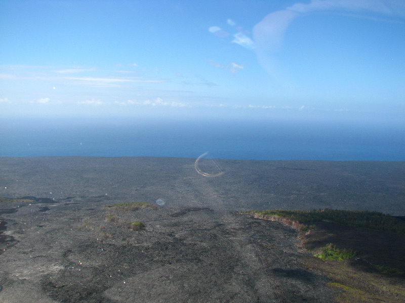 Safari-Helicopter-Tours-Volcanic-Lava-Waterfalls-Hilo-Big-Island-Hawaii-051